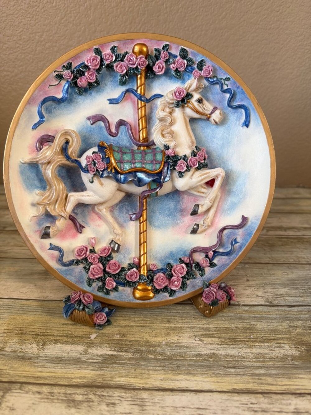 San Francisco Music Box Musical Carousel Plate with Stand in Box Nursery Decor
